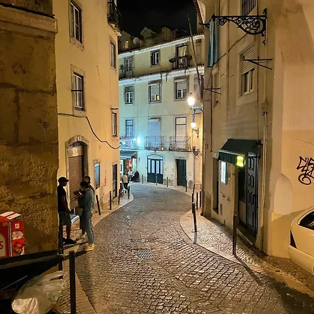 - Centro Historico Mouraria Homestay Lisbon