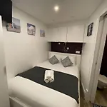- Centro Historico Mouraria Homestay Lisbon