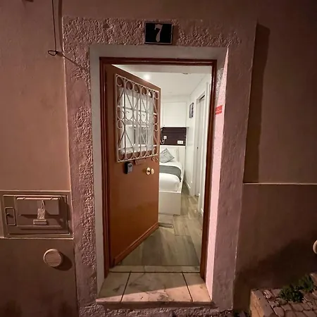 - Centro Historico Mouraria Δωμάτια σε οικογενειακή κατοικία